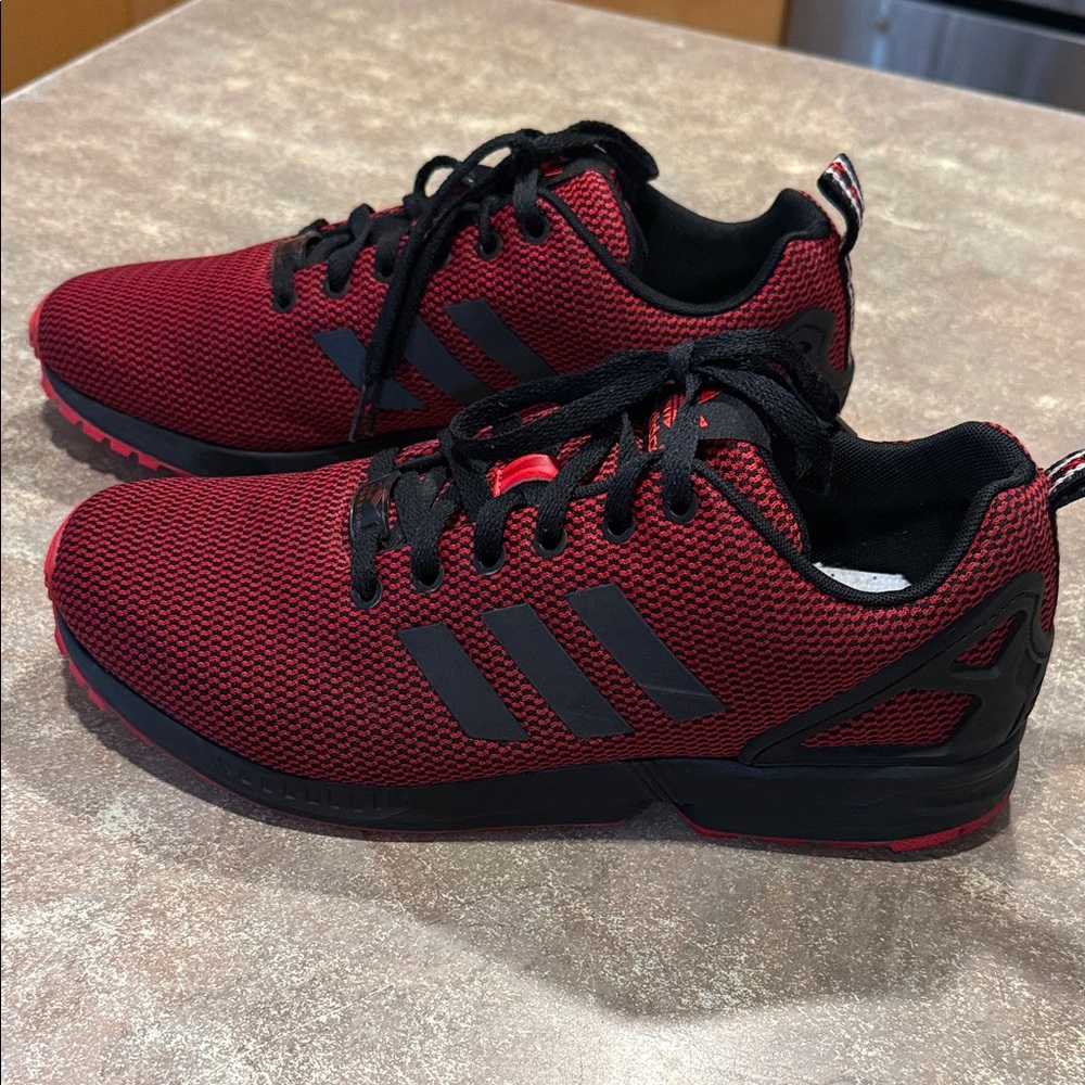 Adidas Men's Black and Red Sneakers